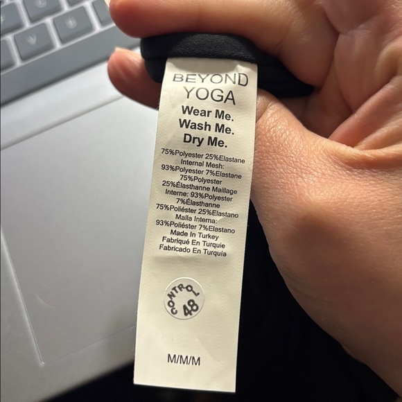 Beyond Yoga POWERBEYOND™ Strive Midi Legging 2.0 - Picture 10 of 10